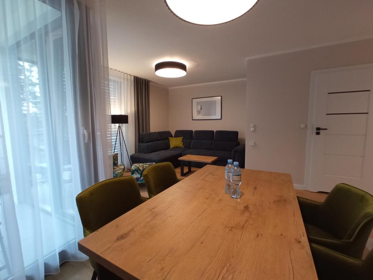 Apartamenty Woda I Las トゥラバ エクステリア 写真